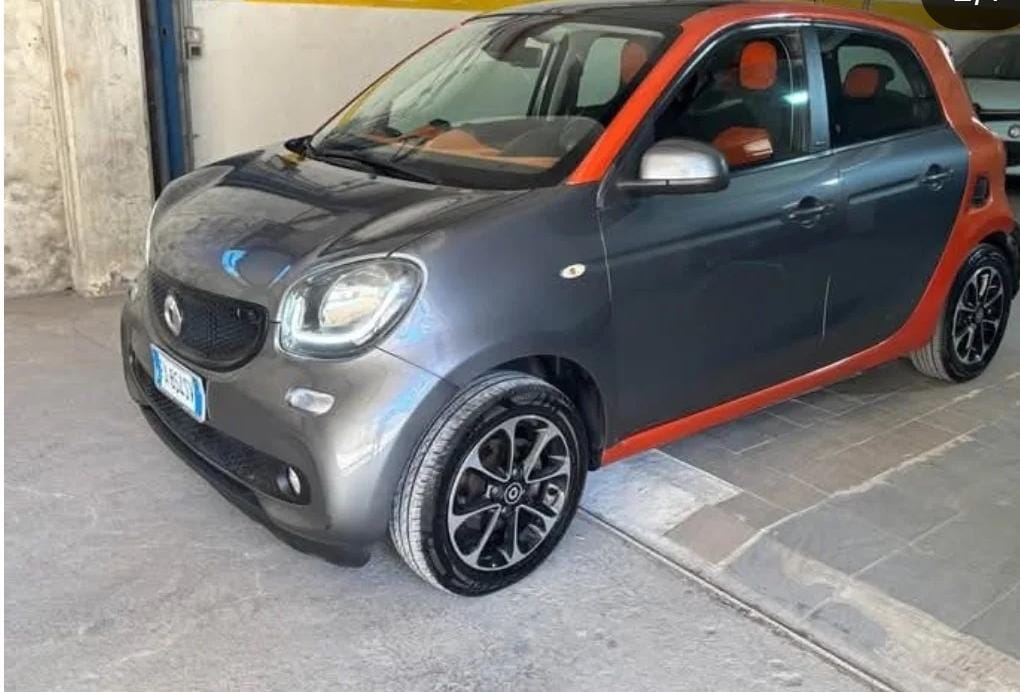 SMART FORFOUR