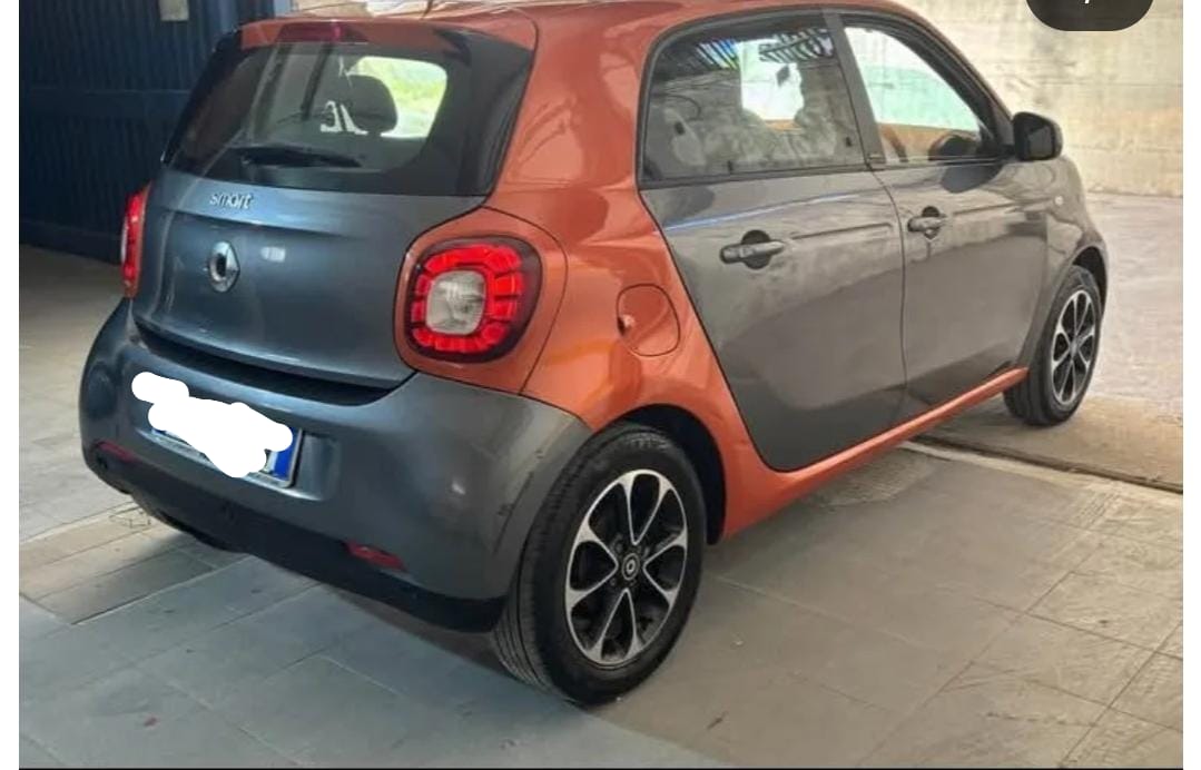SMART FORFOUR