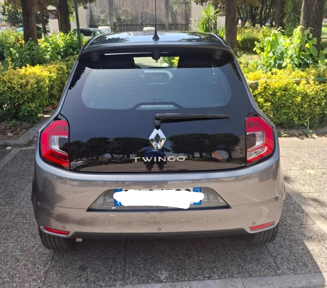 RENAULT TWINGO