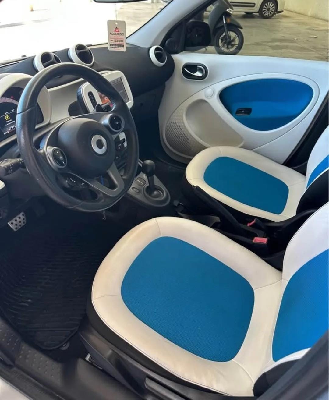 SMART FORFOUR